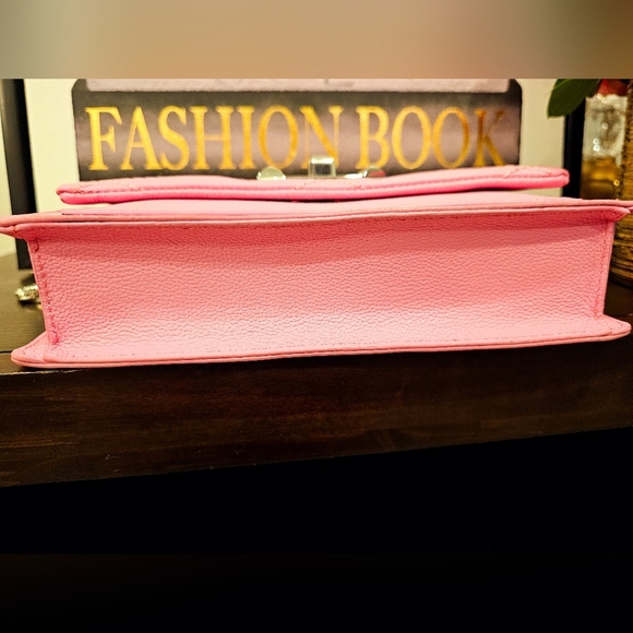 Rebecca Minkoff Je Taime Medium Shoulder bag. - Picture 5 of 9